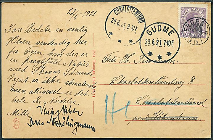 Havneparti fra Lundeborg. O. B. P. M. no. 52114. Frankeret med 15 øre Chr. X annulleret med stjernestempel LUNDEBORG og sidestemplet Gudme d. 23.6.1921 til Charlottenlund - eftersendt.