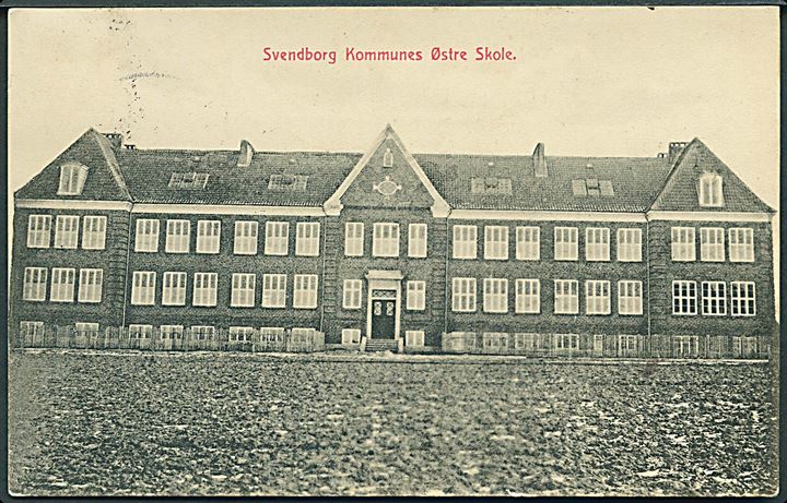 Svendborg kommunes østre skole. I. P. Andersen no. 33283. 