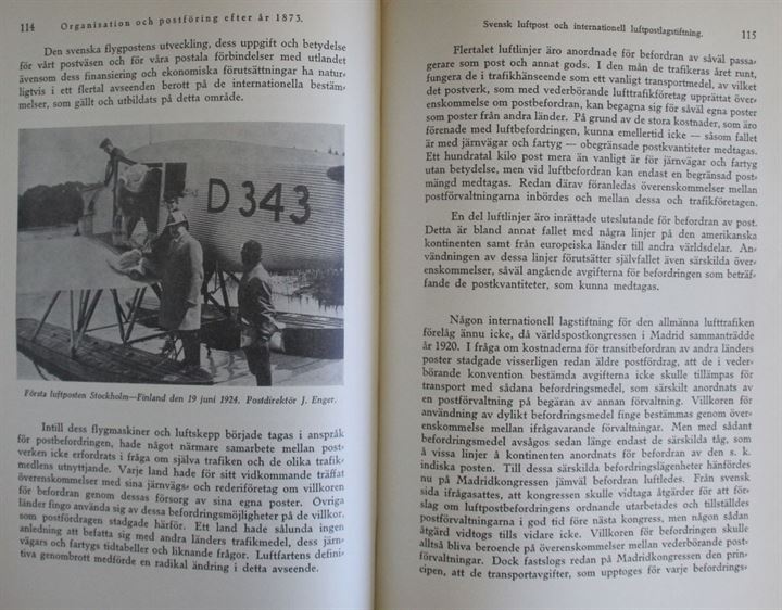Svenska Postverkets Historia Bind I & II af Nils Forssell. 326+391 sider.