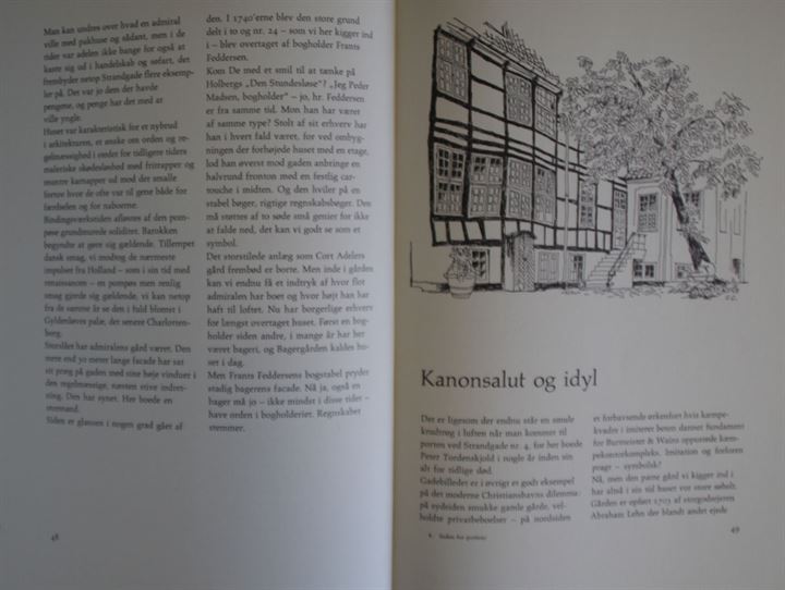Inden for Portene af Gustav Lehrmann og tegninger af Charlotte Clante. Københavnske gårdinteriør. 127 sider.