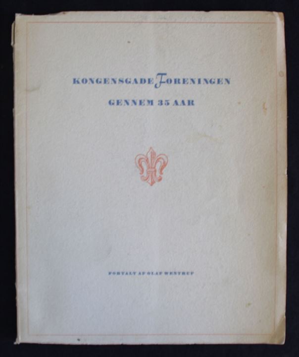 Kongensgade-Foreningen gennem 35 Aar af Olaf Wentrup. Jubilæumsskrift med flere gamle billeder fra Kongensgade i Odense. 41 sider.