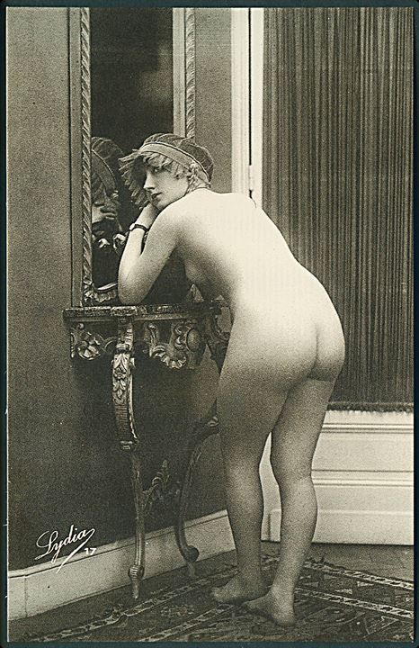 Erotisk postkort. Kvinde ved spejl. Nytryk Stampa PR no. 163.
