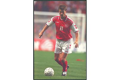 Fodboldlandshold. Brian Laudrup, angriber. Fra VM-kvalifikationskamp Danmark-Slovenien i Parken d. 30.4.1997. DBU Intiativfond u/no. Uden adresselinier.