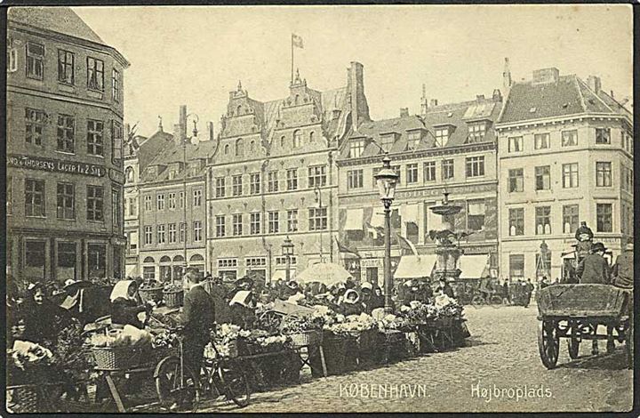 Blomster sælgere paa Højbro Plads. Stenders no. 1408.
