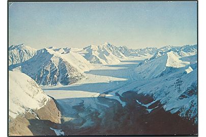 Grønland. Staunings Alper set fra luften, Østgrønland. KGH no. 77.