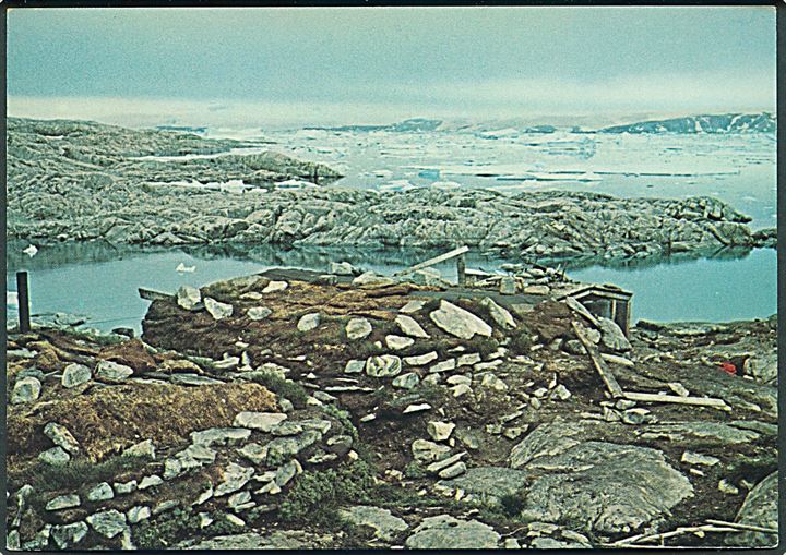 Grønland. Beboelseshytte ved fangstpladsen Umivik. KGH no. 136. Trykt af Vang Rasmussen Ltd. 