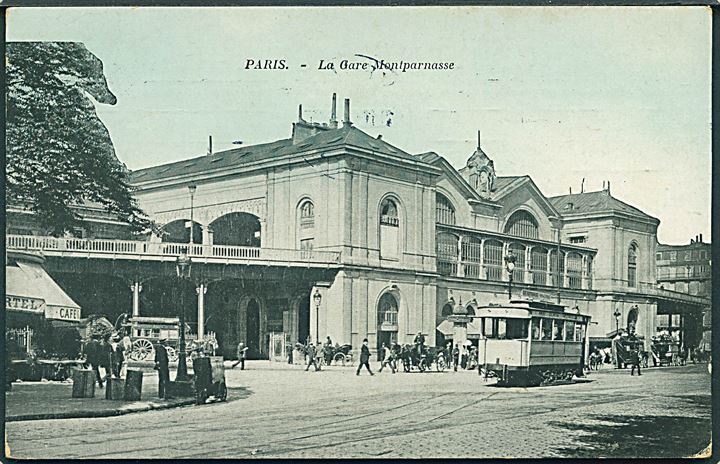 Frankrig. Paris. La Gare Montparnasse. Sporvogn ved stationen. U/no. 