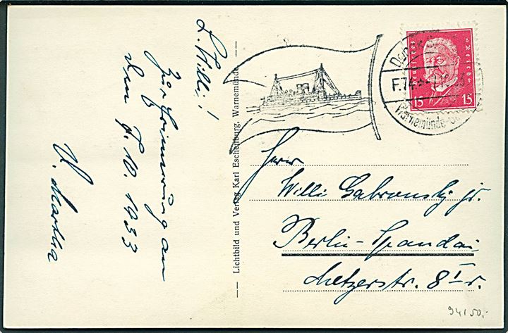 15 pfg. Hindenburg på brevkort (Færgen Schwerin) annulleret med skibsstempel Dansk Søpost Warnemünde-Gedser F.74 d. 7.10.1933 til Berlin.