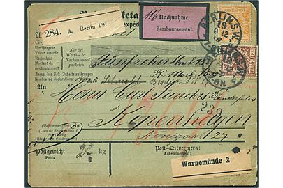 25 pfg. (2) og 50 pfg. Adler på for- og bagside af internationalt adressekort for pakke med opkrævning fra Berlin d. 9.12.1892 via Warnemünde til København, Danmark.