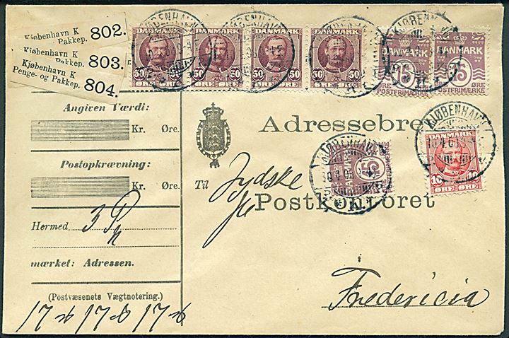 15 øre Bølgelinie (3), 10 øre og 50 øre (4-stribe) Fr. VIII på 2,55 øre frankeret adressebrev for 3 pakker fra Kjøbenhavn d. 10.4.1908 til Fredericia.