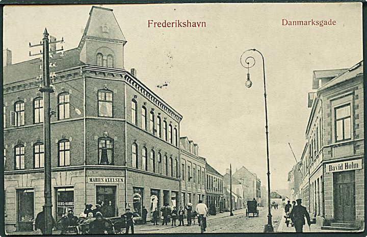 5 øre Fr. VIII og Julemærke 1907 i violet nuance på brevkort fra Frederikshavn d. 24.12.1907 til Kirkeby pr. Vejle.