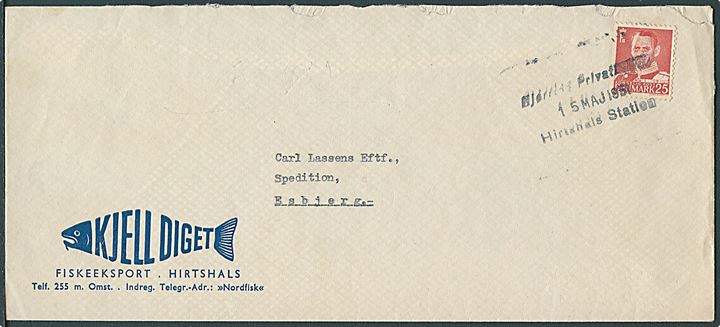 25 øre Fr. IX på privatbefordret brev annulleret med sort kontorstempel: Hjørring Privatbaner/Hirtshals Station d. 15.5.1951 til Esbjerg. Flosset i overkanten. 