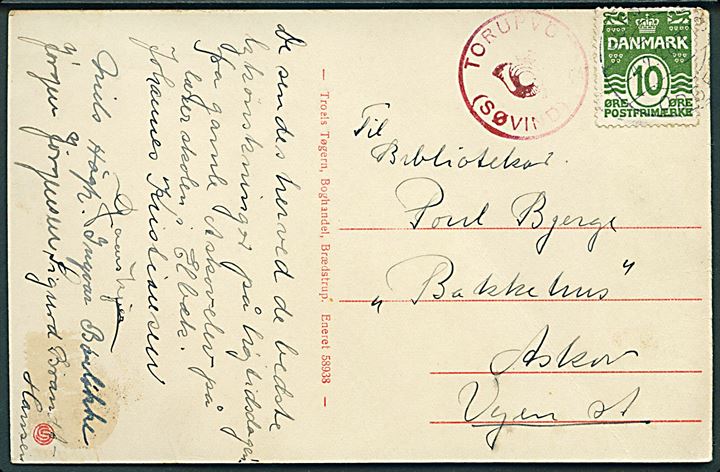 10 øre Bølgelinie på brevkort annulleret med bureau Horsens - Odder T.18 d. 4.2.1928 og sidestemplet med rødt posthornstempel TORUPVOLDE (SØVIND) til Askov pr. Vejen. Skilling: 4000,-