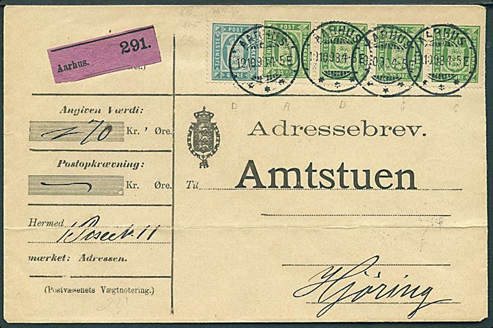4 øre og 32 øre (4-stribe) Tjenestemærke på 132 øre frankeret adressebrev for værdipakke fra Aarhus d. 19.10.1898 til Amtsstuen i Hjørring. Flot frankatur.