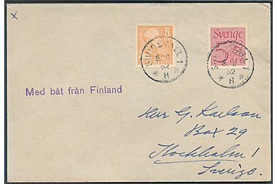 5 öre Gustaf og 5 öre Ciffer på tryksag stemplet Sundsvall d. 5.8.1952 og sidestemplet Med båt från Finland til Stockholm.
