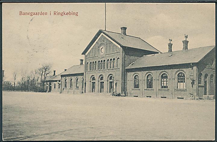Ringkøbing Banegaard. Ludvig Christensen no. 700. 