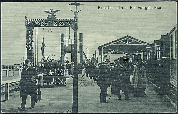 Fredericia. Færgehavnen med tog. Jens Andersen no. 342. 