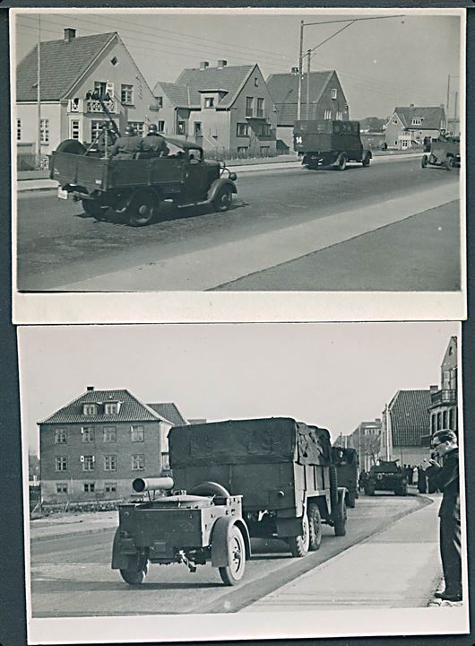 Tyske troppers indmarch i Sønderjylland d. 9.4.1940. 2 fotografier (6x9 cm).
