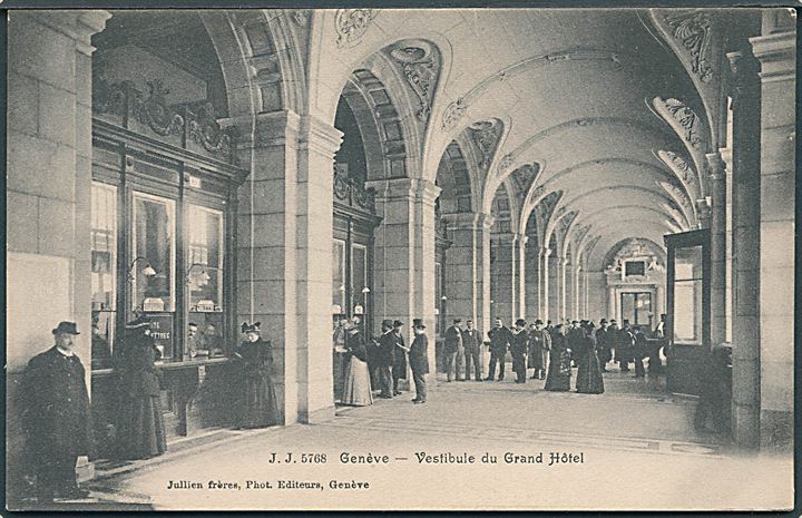 Geneve, Vestibule de Grand Hotel. J.J. no. 5768.