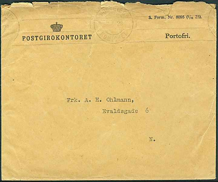 Ufrankeret fortrykt postsagskuvert fra Postgirokontoret - S. Form. Nr. 6095 (1/11 25) med båndmaskinstempel Postgiro- Kontoret d. 7.4.1928 til København.