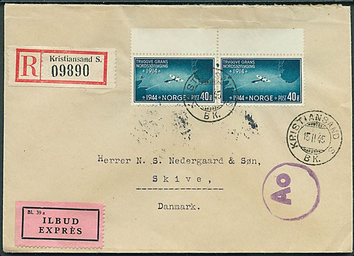 40 øre Nordsjøflyvning i parstykke på anbefalet ekspresbrev fra Kristiansand S. d. 15.2.1945 til Skive, Danmark. Passér stemplet Ao ved den tyske censur i Oslo.
