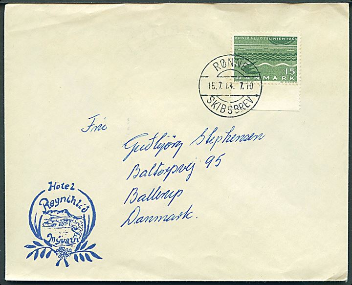 15 øre Fugleflugtslinien på fortrykt kuvert fra Reykjavik, Island annulleret med skibsstempel Rønne Skibsbrev d. 15.7.1964 til Ballerup.