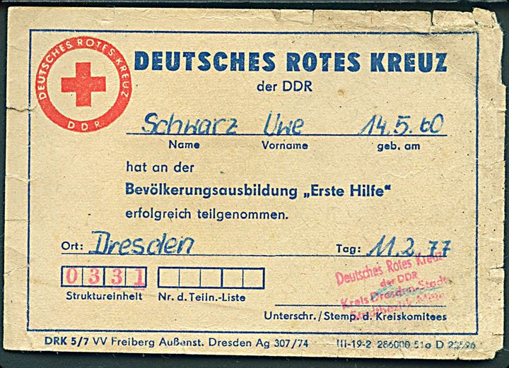 Deutsches Rotes Kreuz der DDR medlemskort dateret 11.2.1977 med 5 mk. DRK DDR Solitarität mærkat.