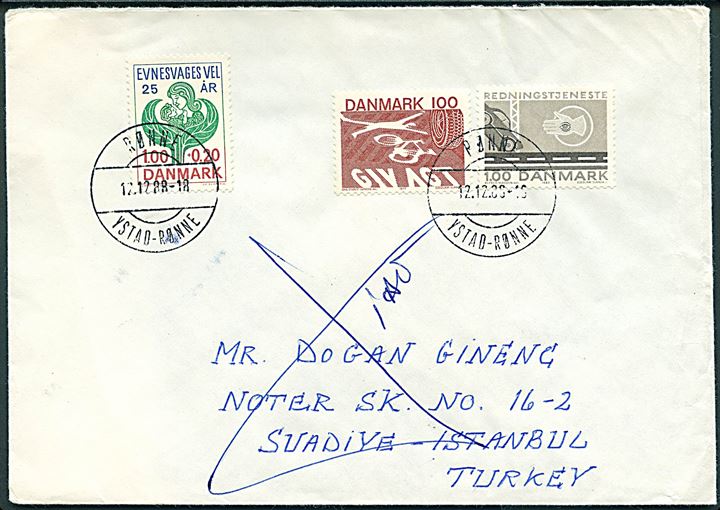 3 kr. blandingsfrankeret skibsbrev annulleret med brotype skibsstempel Rønne / Ystad - Rønne d. 12.12.1988 til Istanbul, Tyrkiet. Retur som ubekendt.