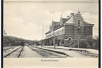 Sverige. 5 Souvenir Kort fra Söderhamn. Bla. Centralstationen, Raadhus, 80,8 cm når foldet ud. No. K. LXXVI. 