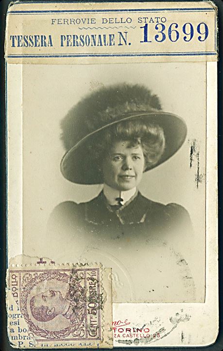 Ferrovie dello Stato (Italienske Statsbaner) Identitetskort med foto og fiskalmærke udstedt i Torino 1908 til dansk kvinde: Elvira Olsen. 
