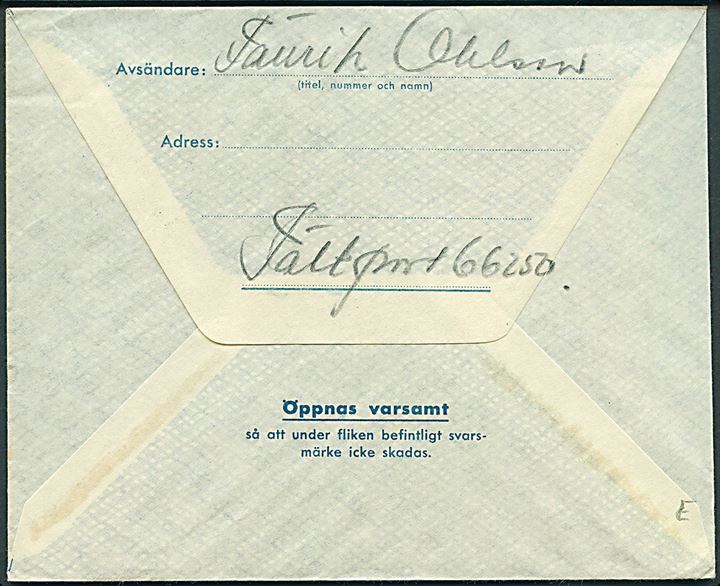 Militärbrev stemplet Fältpost 100 d. 5.10.1950 til Nässjö. Manøvre feltpost fra soldat ved Fältpost 66250. Vedhængende ubenyttet svarmærke.