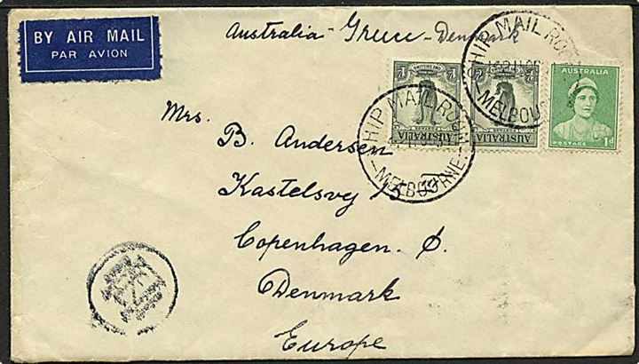 1d Elizabeth og 1 sh. Lyre bird (par) på luftpostbrev stemplet Ship Mail Room Melbourne d. 11.10.1938 til København, Danmark. Påskrevet: Australia-Greece-Denmark.