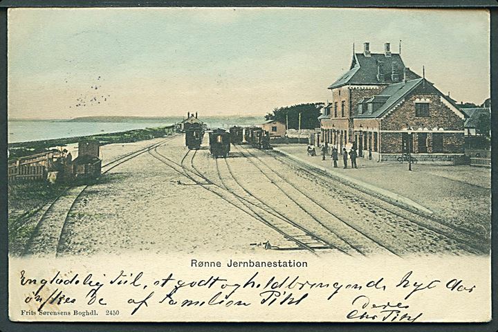 Rønne, jernbanestation med tog. F. Sørensen no. 3450. Kvalitet 7