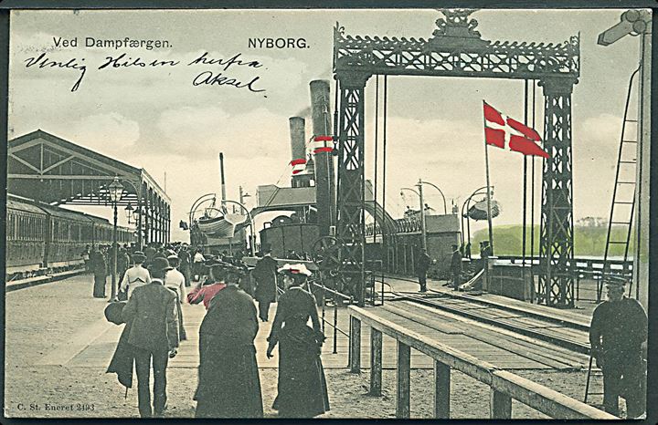 Nyborg, færgehavnen med tog og jernbanefærge. Stenders no. 2493. Kvalitet 8