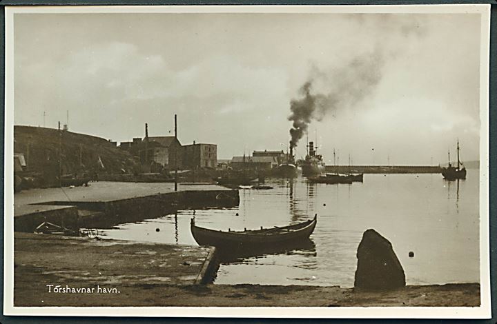 Thorshavn, havneparti med dampskib. H. N. Jacobsen u/no. Kvalitet 9