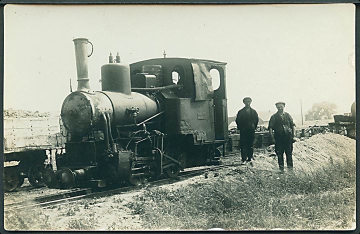Industribane. Damplokomotiv - muligvis fra mergelbane i 1920’erne. Fotokort u/no. Kvalitet 7