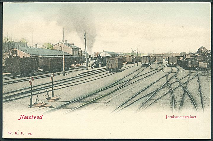 Næstved, jernbaneterrain med damptog og vogne. Warburg no. 297. Kvalitet 9a