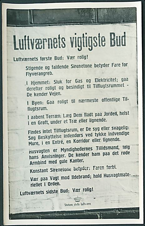 Luftværnets vigtigste Bud. Plakat fra Statens civile Luftværn.