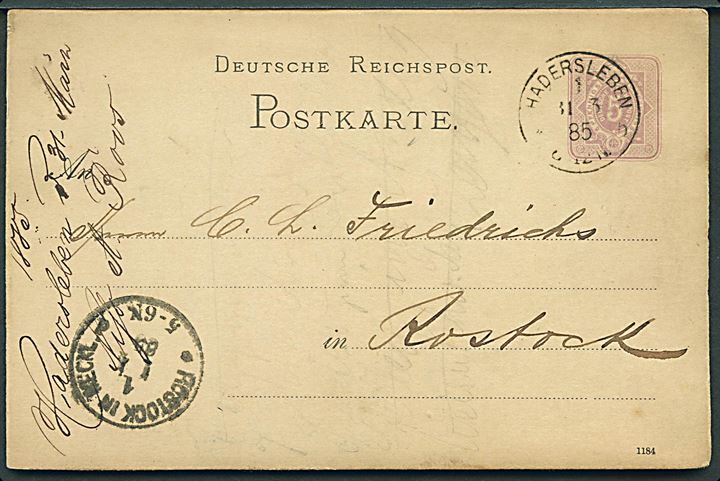 5 pfg. helsagsbrevkort annulleret med enringsstempel Hadersleben 1 *b d. 31.3.1885 til Rostock.