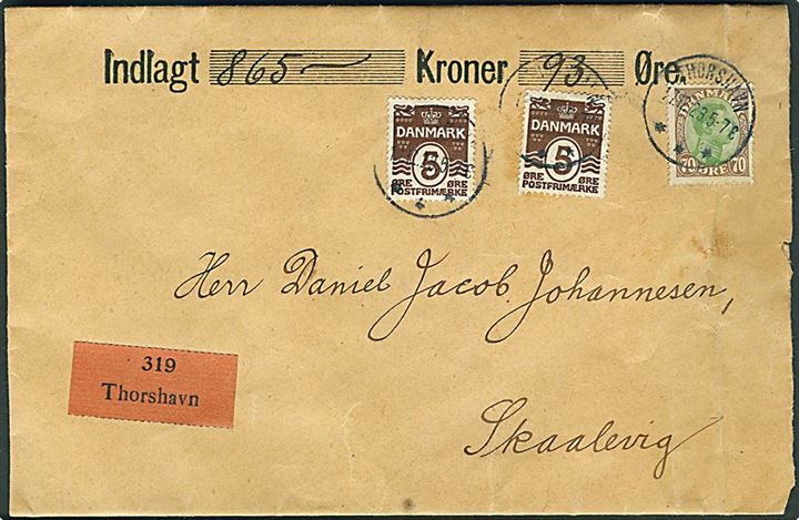5 øre Bølgelinie (2) og 70 øre Chr. X på 80 øre frankeret værdibrev annulleret brotype IIIb Thorshavn d. 17.12. 1923 til Skaalevig på Færøerne. Fold.