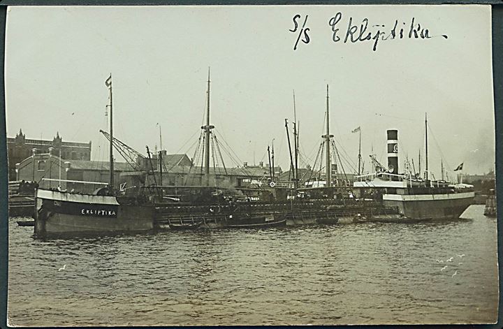 Ekliptika, S/S, Urania D/S A/S. Fotokort fra Rotterdam. Skibet forliste i Biscayen d. 23.2.1914. Beskåret i venstre side.
