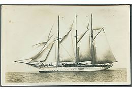 Sunbeam II, 3-mastet skonnert, Lord Runciman's private yacht. U/no.