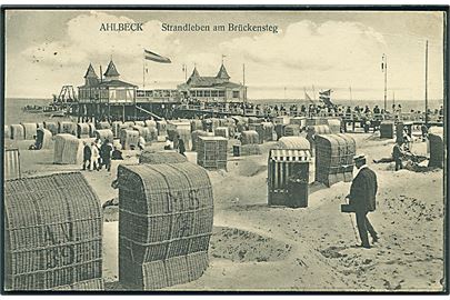 Ahlbeck. Strandleben am Brückensteg. Arthur Schuster no. 736. 