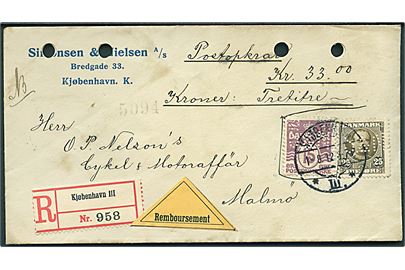 15 øre Bølgelinie og 25 øre Fr. VIII med perfin S. & N. på fortrykt kuvert fra Simonsen & Nielsen A/S sendt som anbefalet og med postopkrævning fra Kjøbenhavn d. 1.8.1912 til Malmö, Sverige. Arkivhuller.