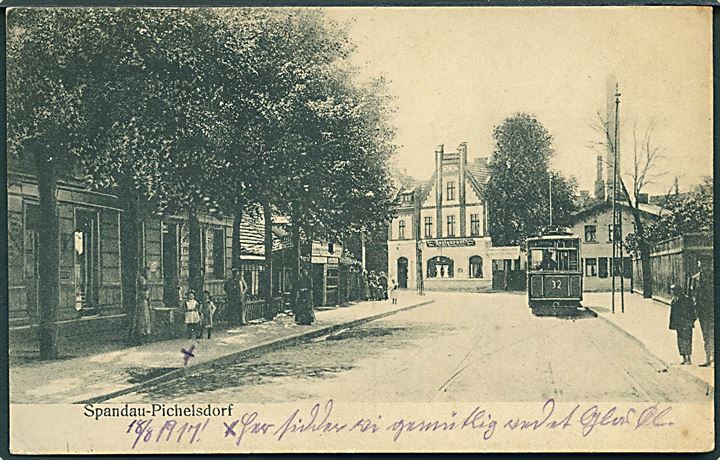 Spandau-Pichelsdorf, gadeparti med sporvogn. Anvendt som ufrankeret feltpostkort fra Spandau d. 20.8.1917 til Haderslev.