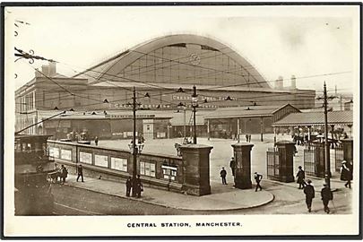 Central Station i Manchester, England. Grosvenor Real Photo no. 5.