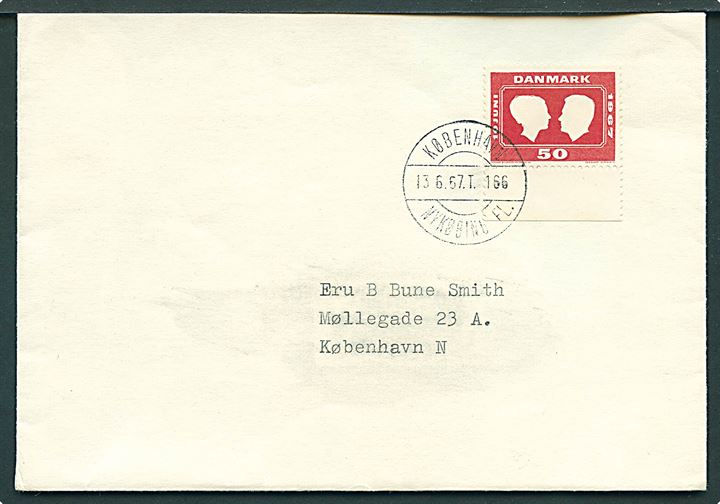 50 øre Margrethe bryllup på brev annulleret med bureaustempel København - Nykøbing Fl. T.166 d. 13.6.1967 til København. Bagklap mgl.