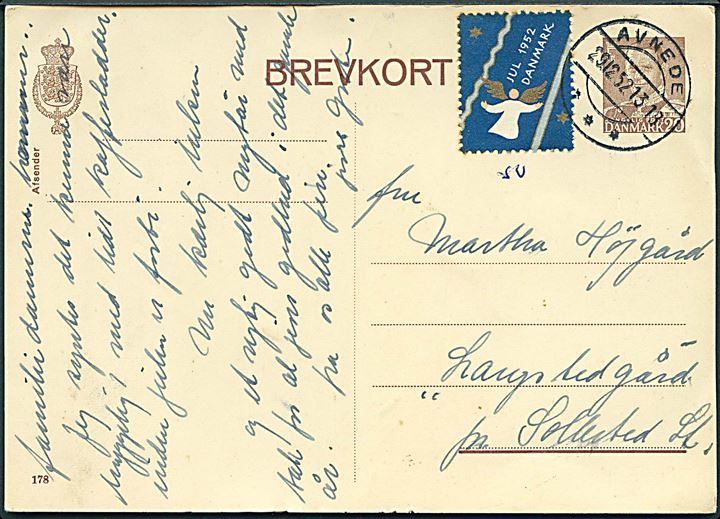 20 øre Fr. IX helsagsbrevkort (fabr. 178) med Julemærke 1952 fra Avnede d. 29.12.1952 til Søllested.