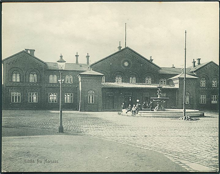 Horsens, jernbanestation. P. Heckscher no. 2345. Stort kort 13½x17½ cm.