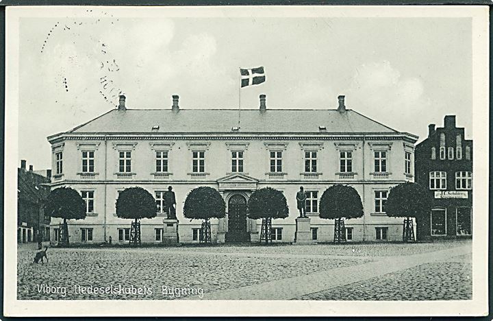 7 øre Bølgelinie på lokalt brevkort (Hedeselskabets bygning, Viborg) annulleret med særstempel Danmark * Det Rullende Postkontor * d. 11.6.1939 og sidestemplet Viborg-Dagene 10.-11.-12. Juni 1939 til Viborg.